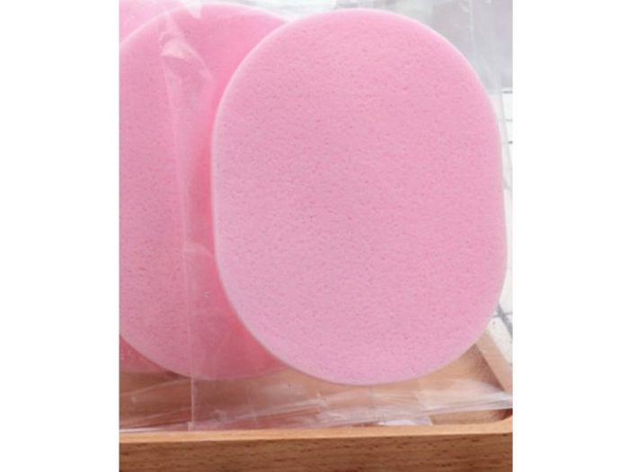 18531 Oval Facial Cleansing Sponge - Image 4